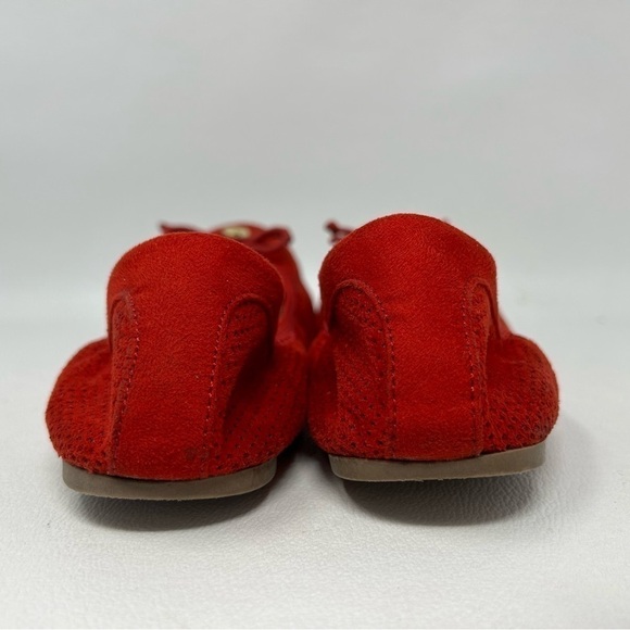 Dexflex Comfort Womens Red Perforated Slip On Ballet Flats Size 6 - Picture 9 of 13